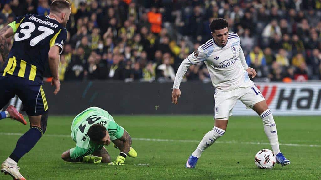 Fenerbahce Loses1-0 to Aston Villa