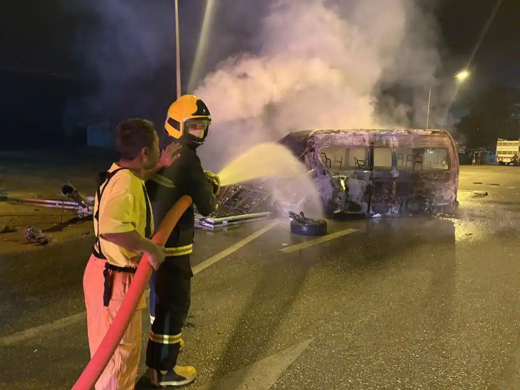 Driver Killed After His Passenger Van Crashes and Bursts into Flames