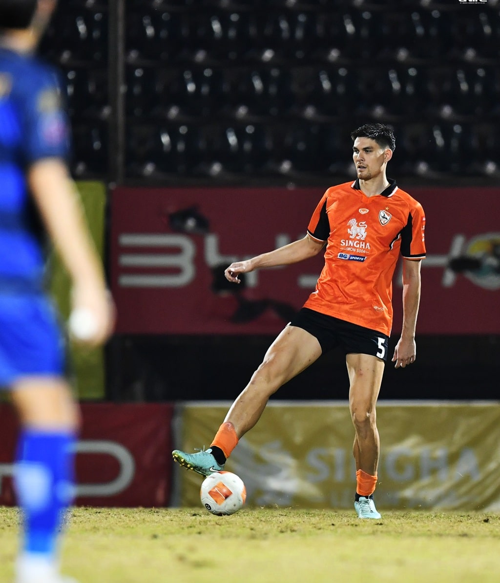 Chiangrai United Frustrated as Ayutthaya United Earn 0-0 Draw