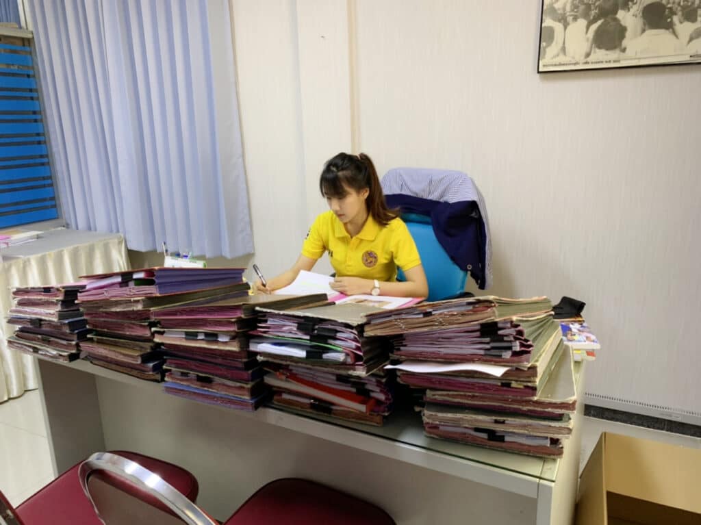 Chiang Rai District Chief Turn Heads