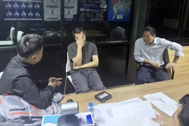 Immigration Police Arrest Chinese Scam Network Gang Kingpin