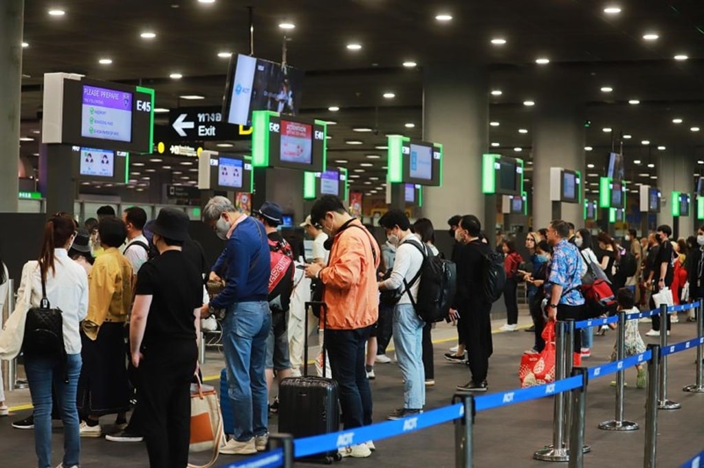 Immigration Waves Off Claims of Crippling Queues Suvarnabhumi Airport