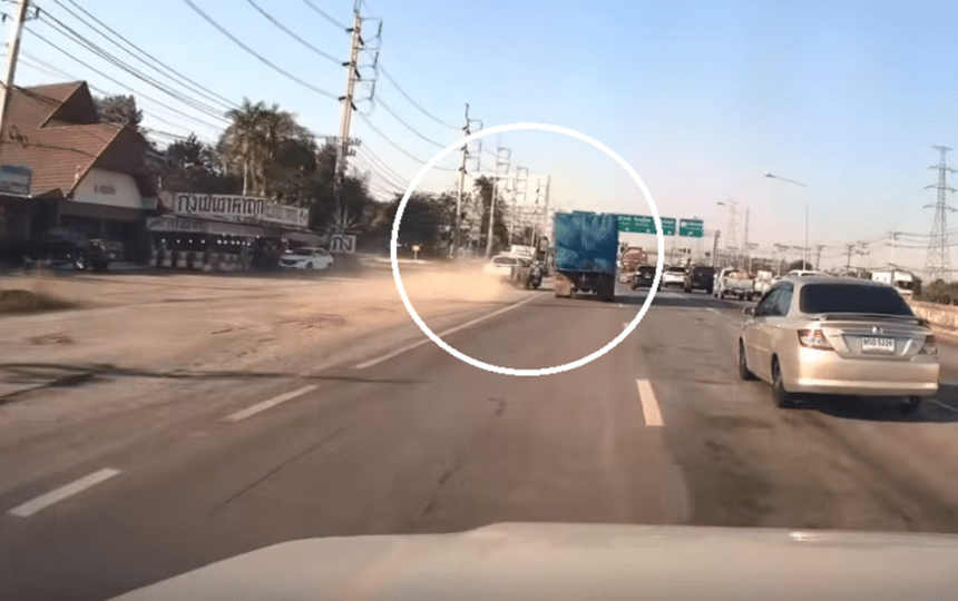 Police Chase 82-Year-Old Man to Chiang Mai