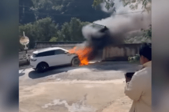 Range Rover Catches Fire