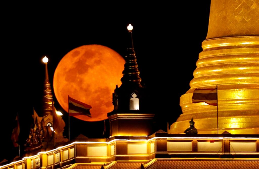 Wolf super moon thailand