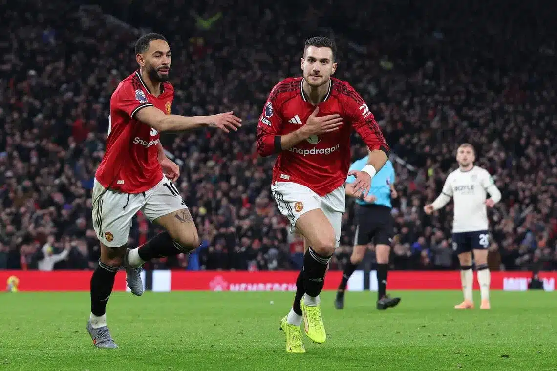 West Ham Ties Manchester United in 1-1