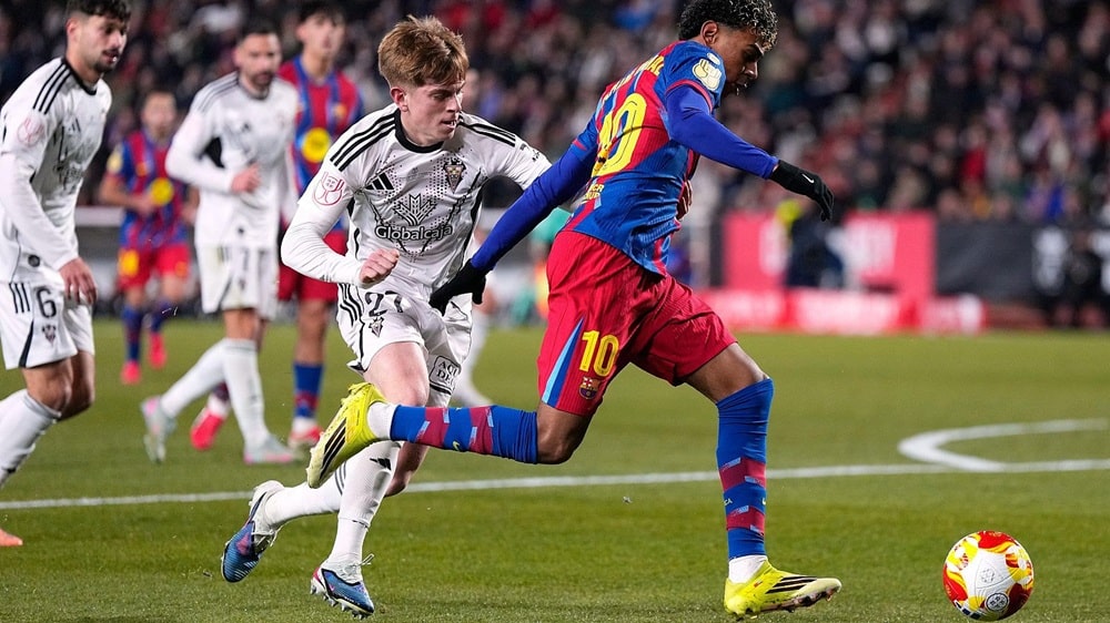 Barcelona Edge Brave Albacete 2-1
