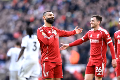 Liverpool Tops Fulham 2-0