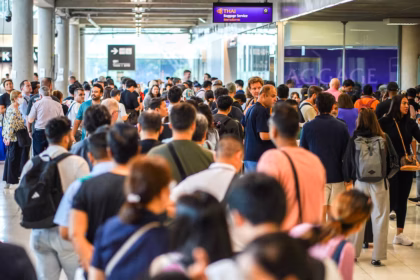 Thailand Airport Chaos: Thai Airways Flights & Baggage Halt