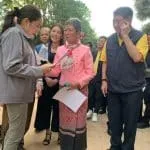 Prime Minister Brings Relief Money for Flood Victims in Chiang Rai