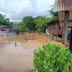 Heavy Rain Triggers Flooding in Chiang Rai, Authorities Urge Caution