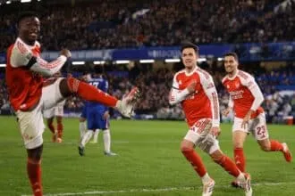 Chelsea losing 2-3 to Arsenal